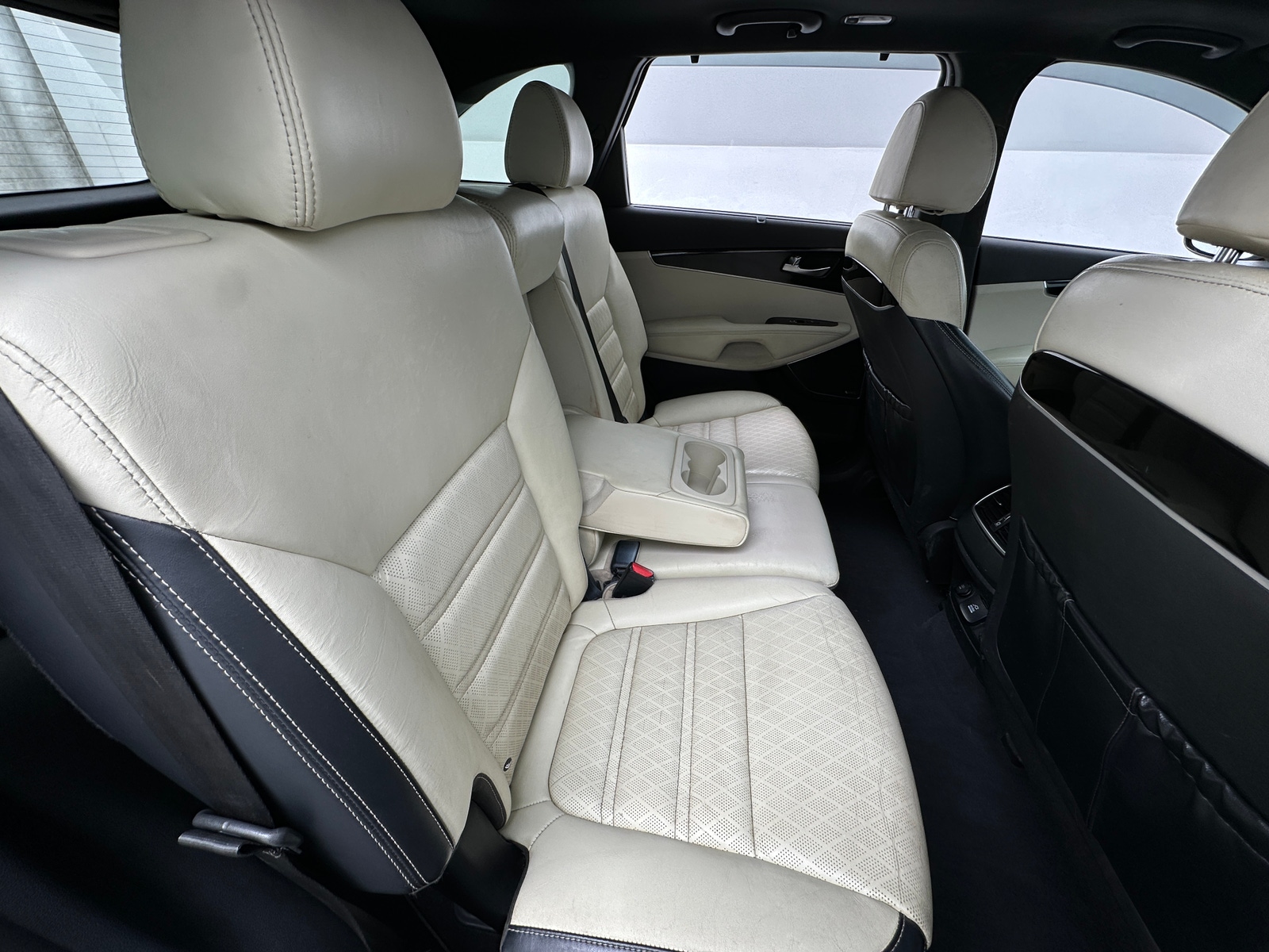 Thumbnail: 2018 Kia Sorento - 5