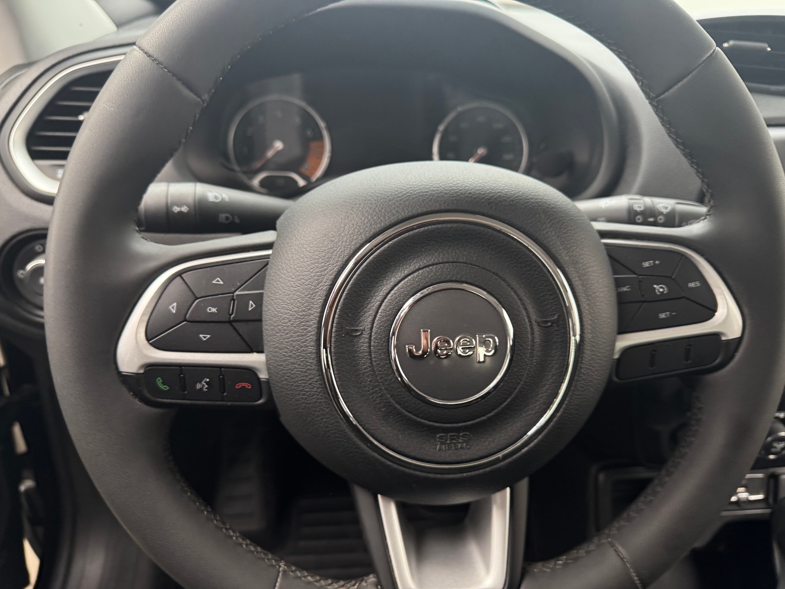 Thumbnail: 2021 Jeep Renegade - 5