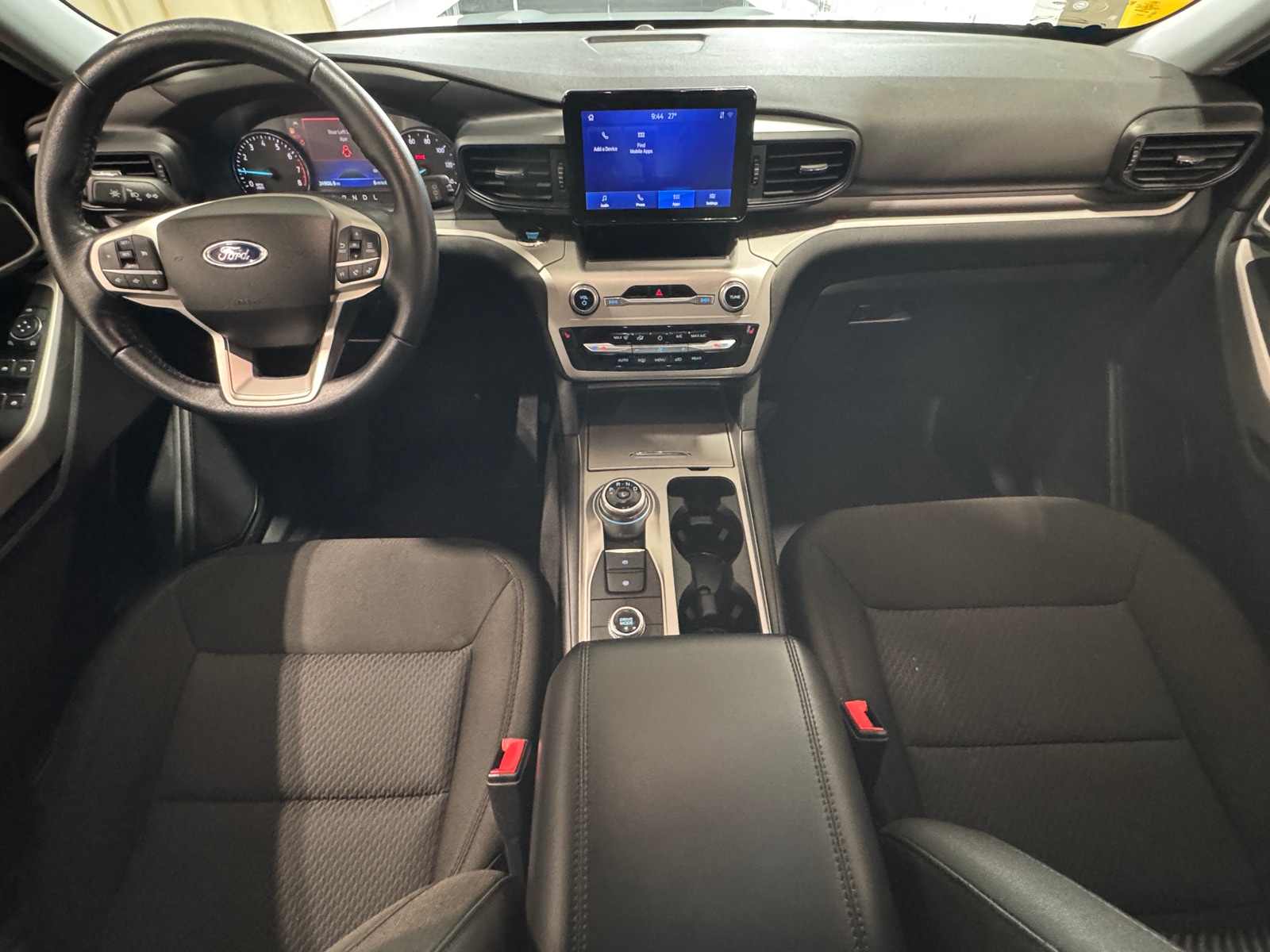 Thumbnail: 2022 Ford Explorer - 3