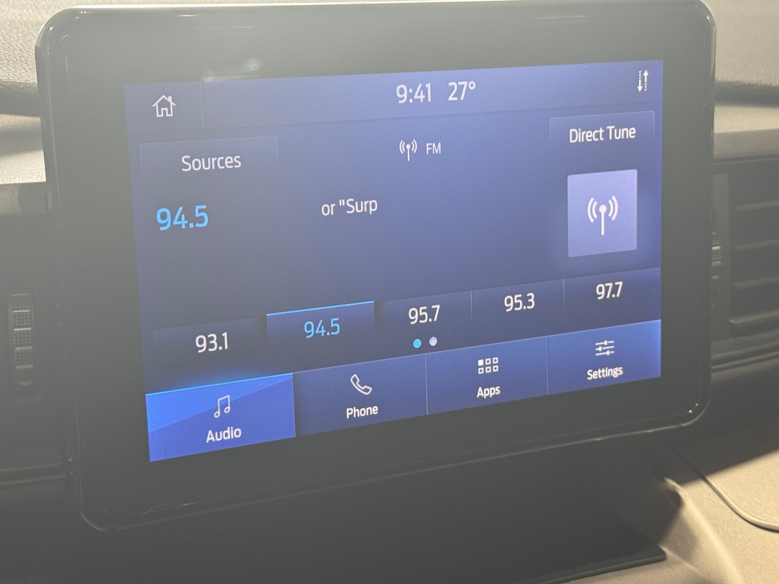 Thumbnail: 2022 Ford Explorer - 4