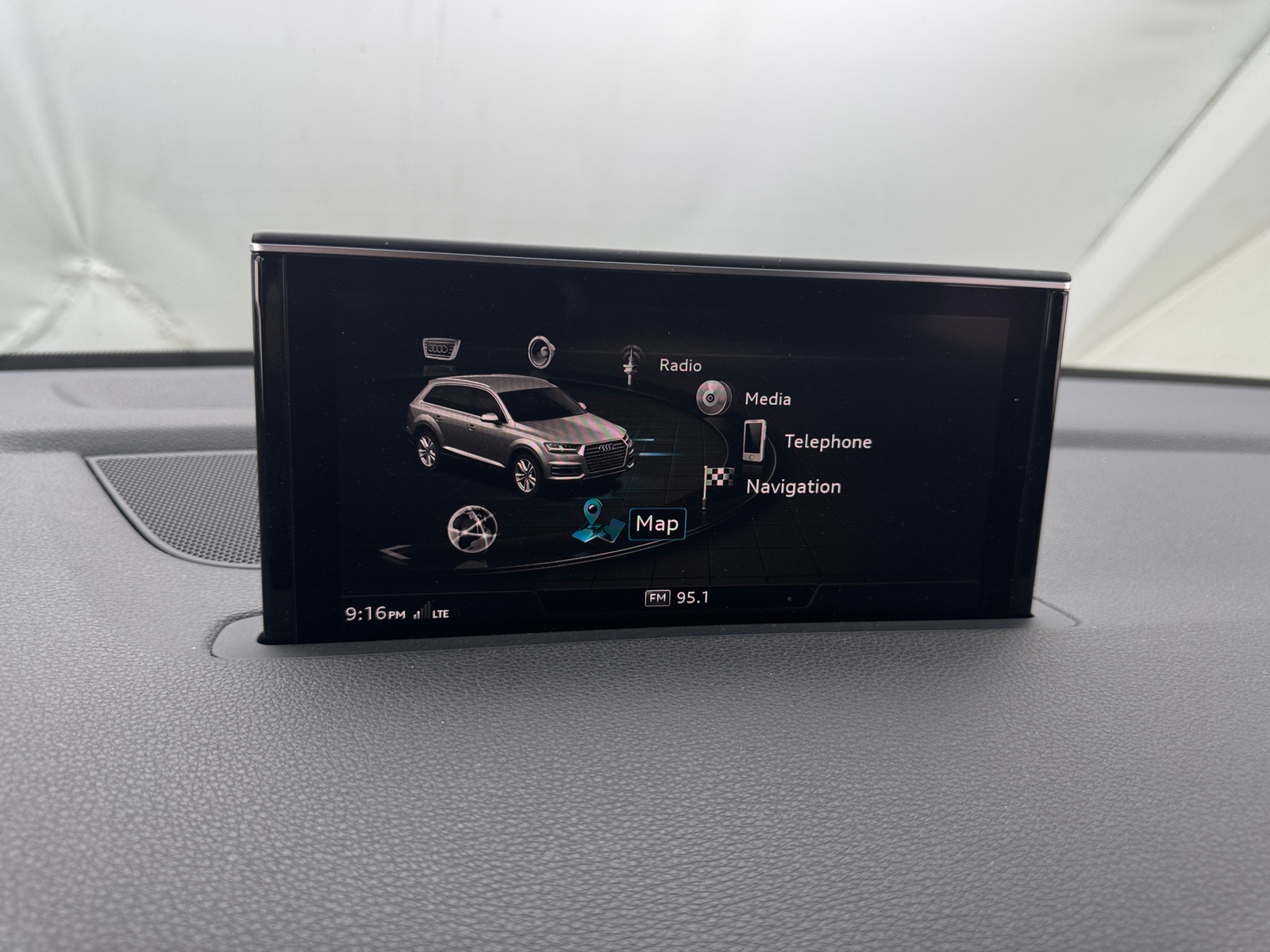 Thumbnail: 2018 Audi Q7 - 3