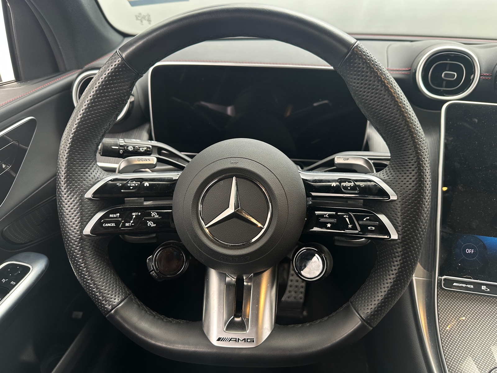 Thumbnail: 2025 Mercedes-Benz GLC - 4