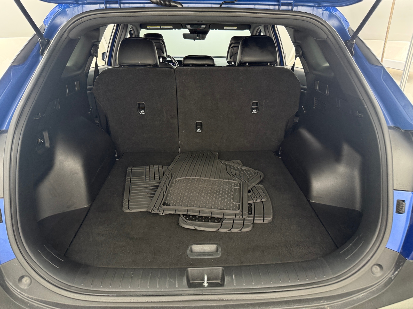 Thumbnail: 2023 Kia Sportage - 6