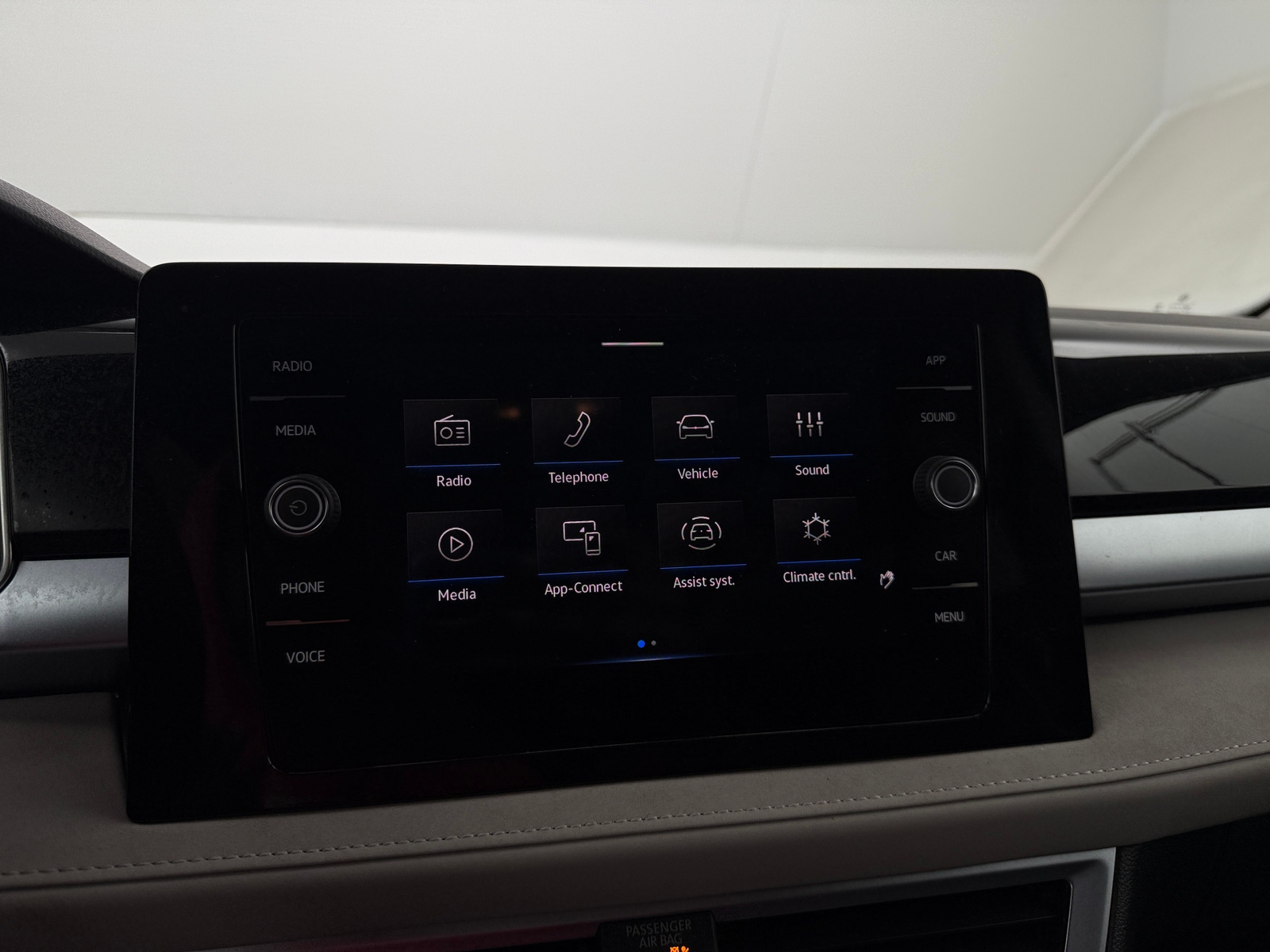 Thumbnail: 2025 Volkswagen Taos - 3