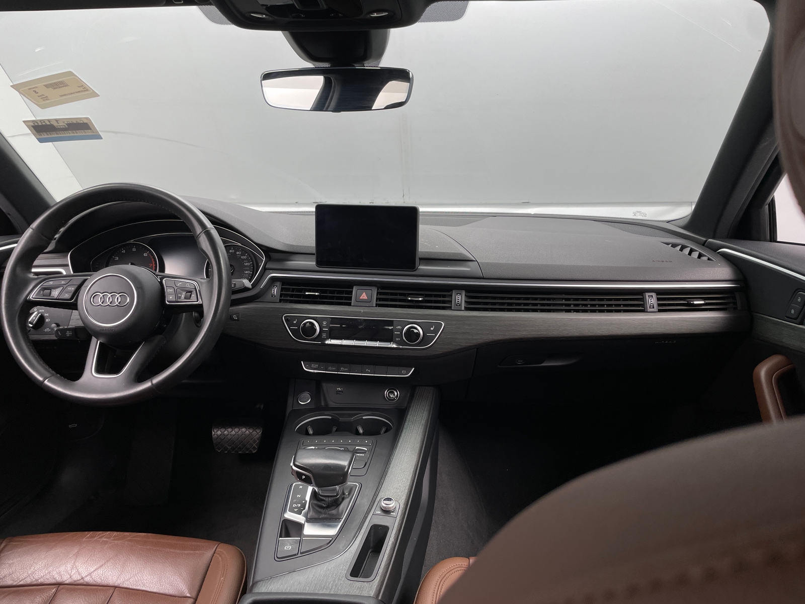 Thumbnail: 2019 Audi A4 - 2