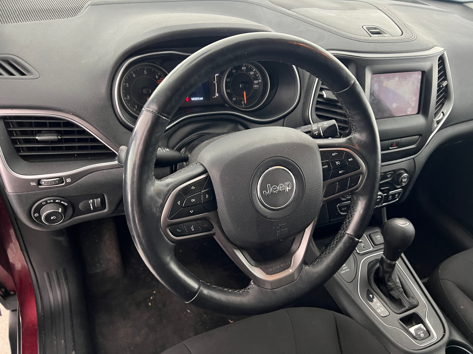 Thumbnail: 2019 Jeep Cherokee - 5