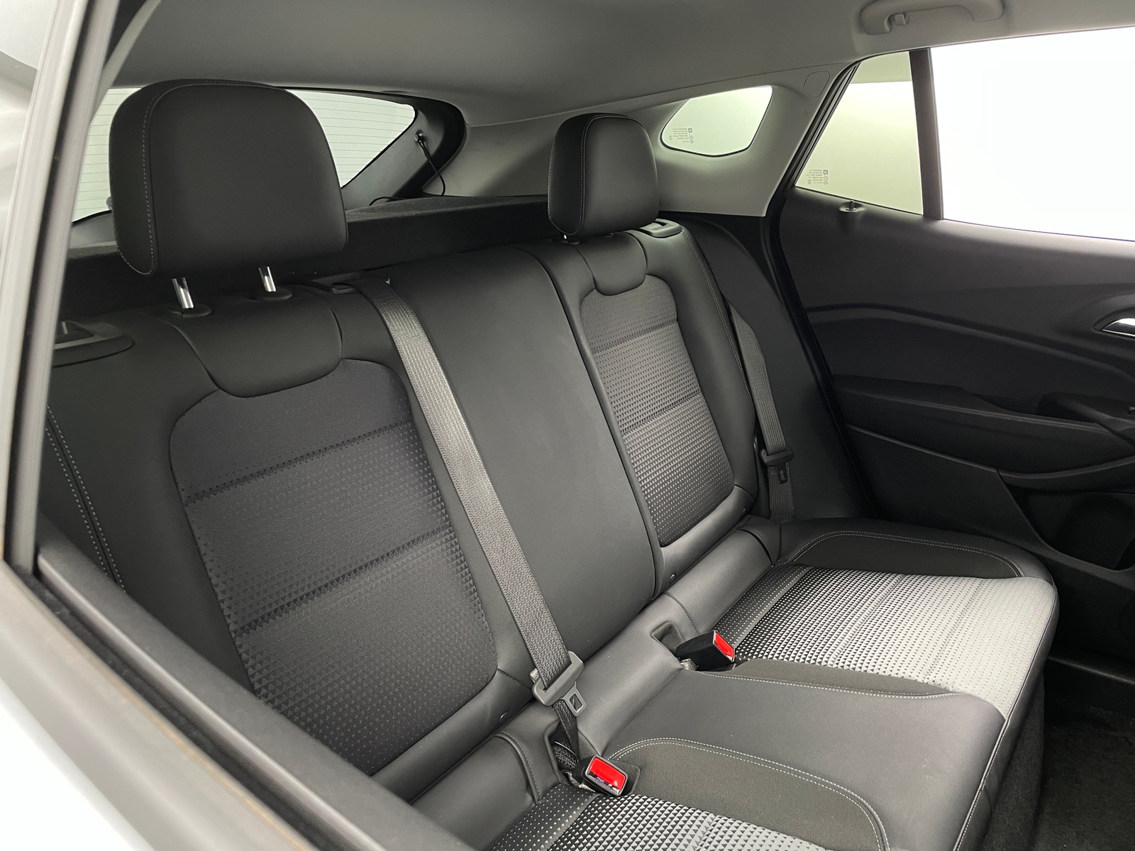 Thumbnail: 2025 Chevrolet Trax - 6