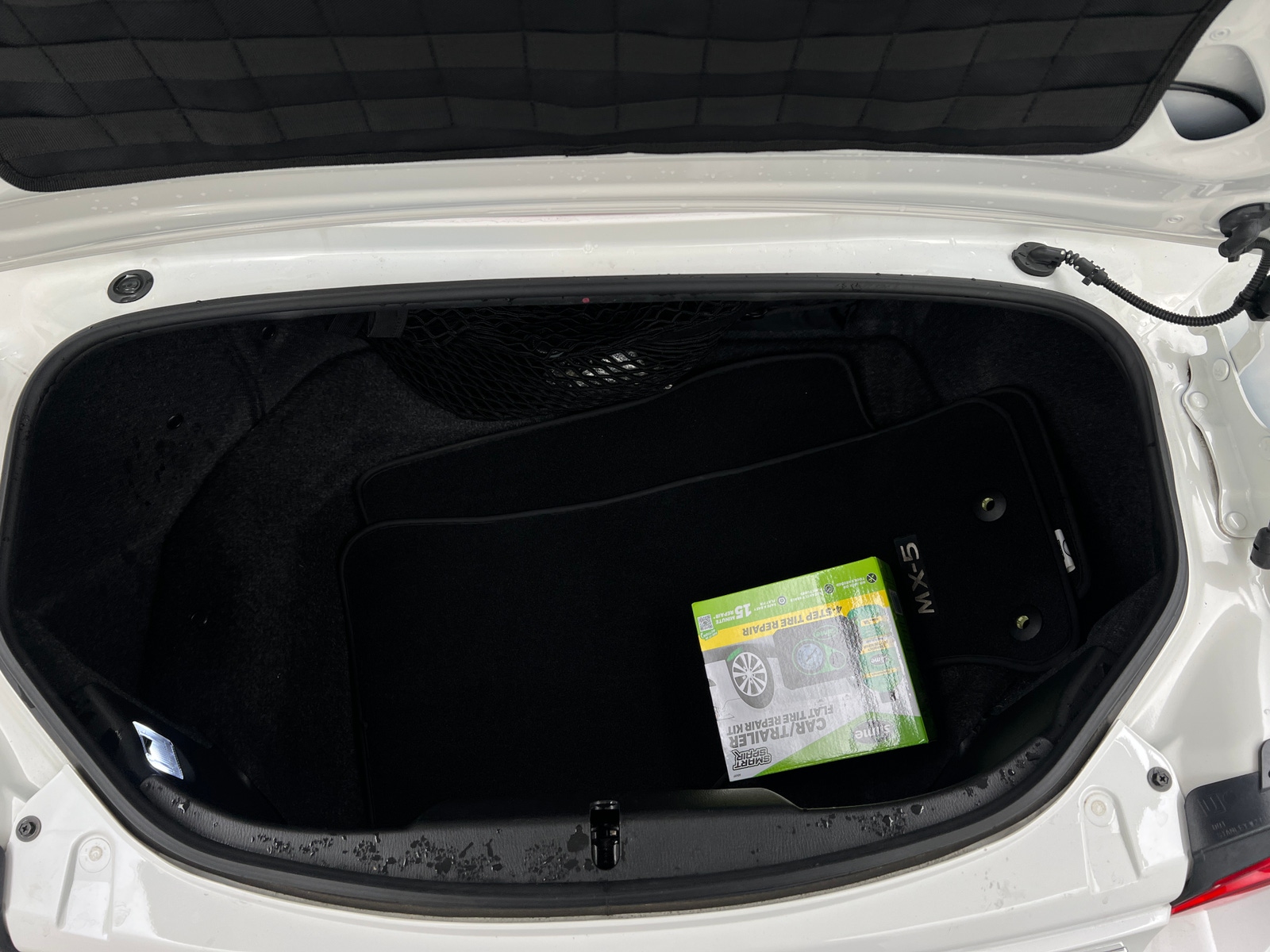 Thumbnail: 2020 Mazda MX-5 Miata - 6