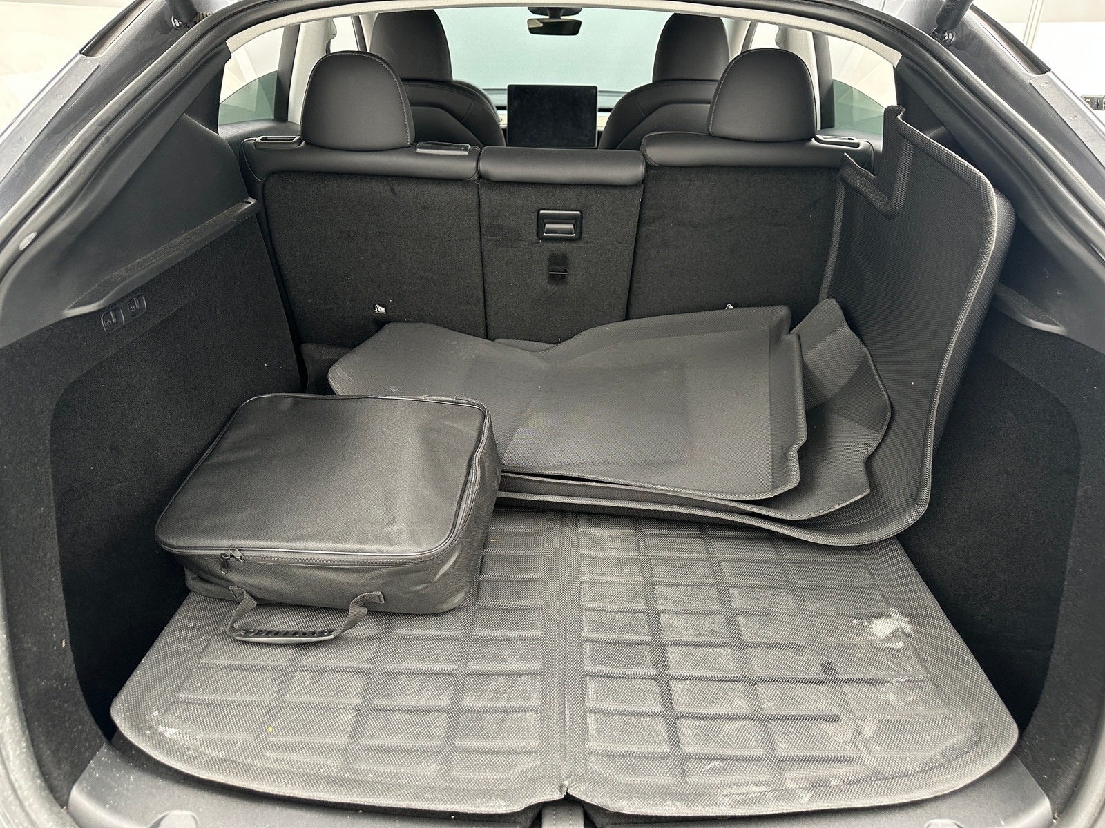 Thumbnail: 2024 Tesla Model Y - 6