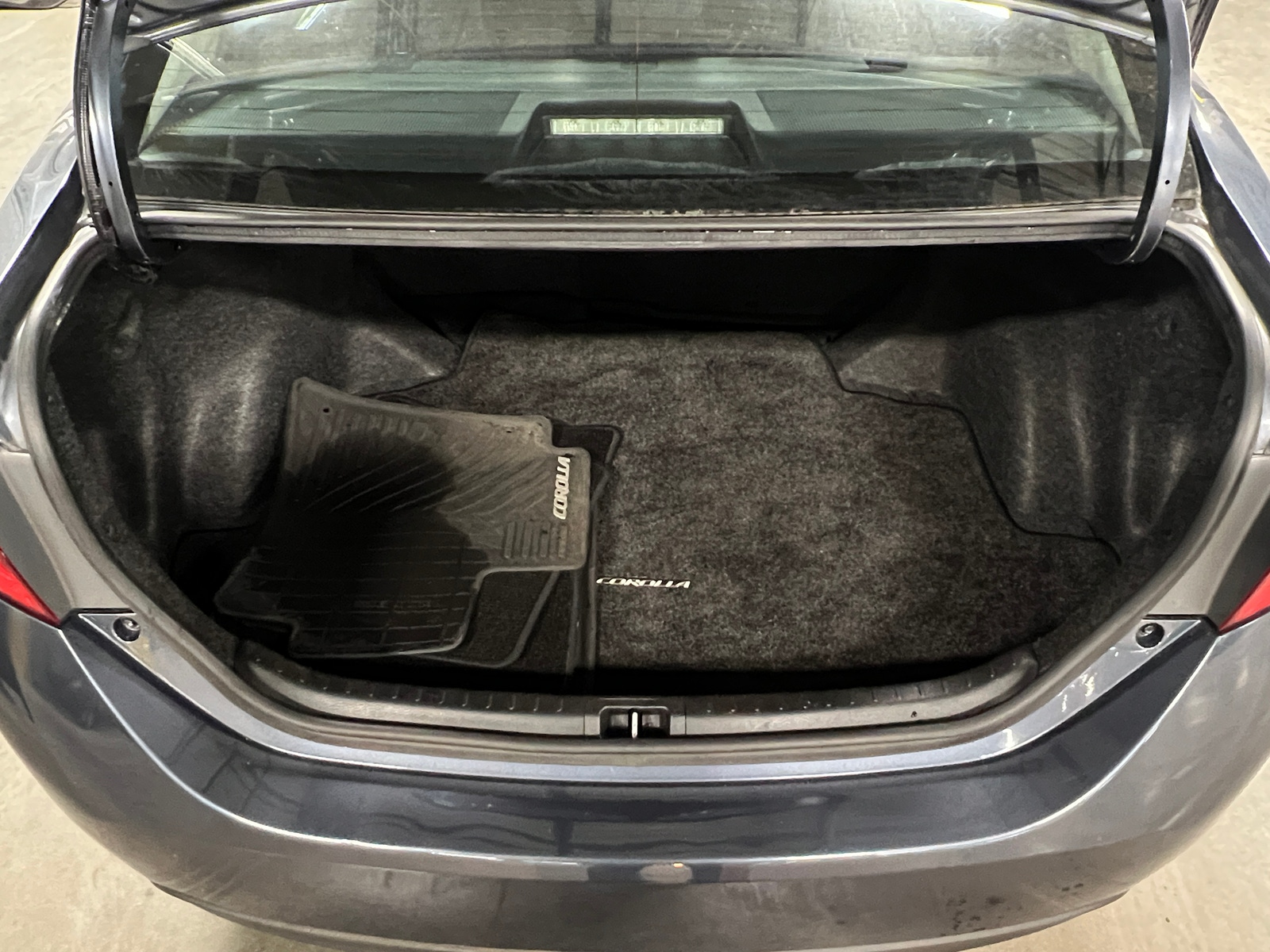 Thumbnail: 2018 Toyota Corolla - 7