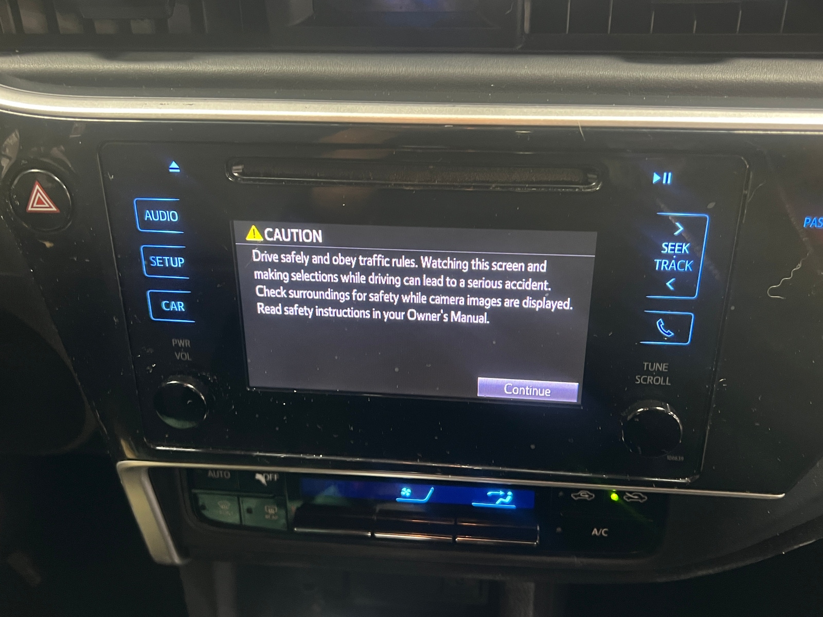 Thumbnail: 2018 Toyota Corolla - 4