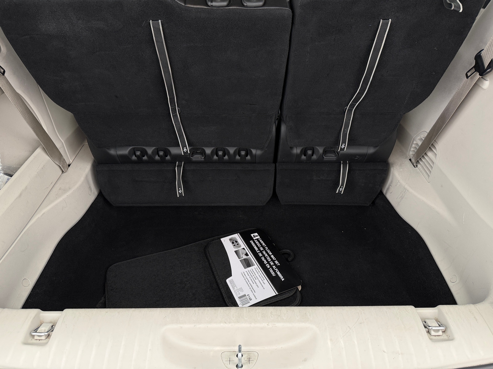 Thumbnail: 2023 Chrysler Pacifica - 6