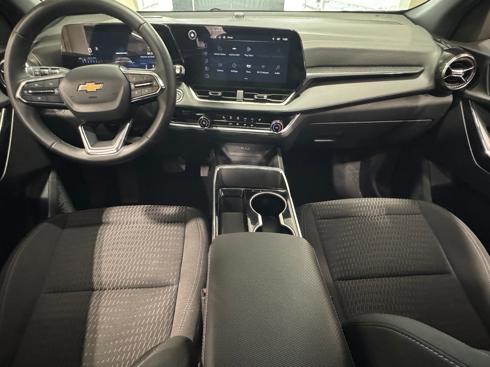 Thumbnail: 2025 Chevrolet Equinox - 3