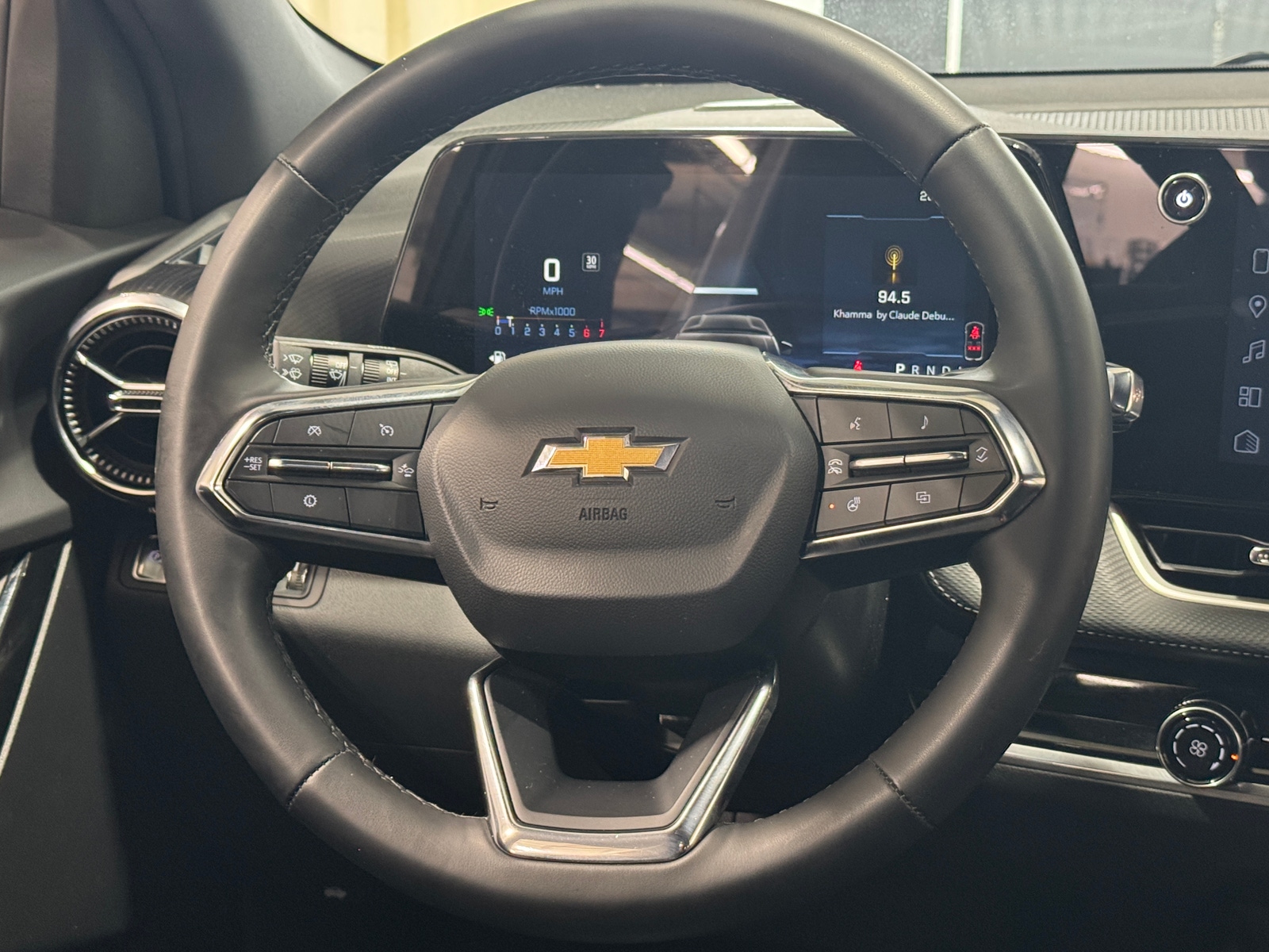 Thumbnail: 2025 Chevrolet Equinox - 5