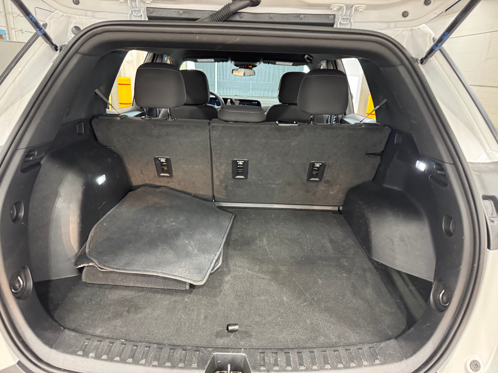 Thumbnail: 2025 Chevrolet Equinox - 7