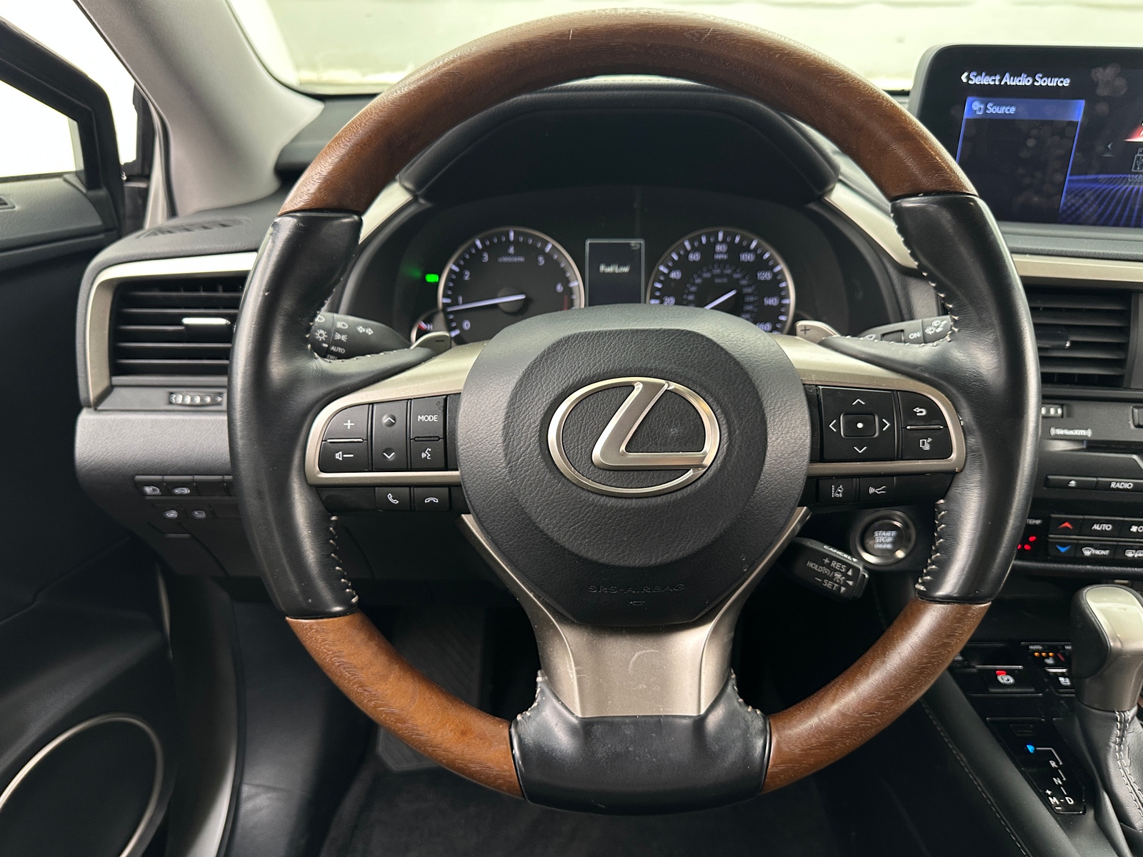 Thumbnail: 2020 Lexus RX - 4