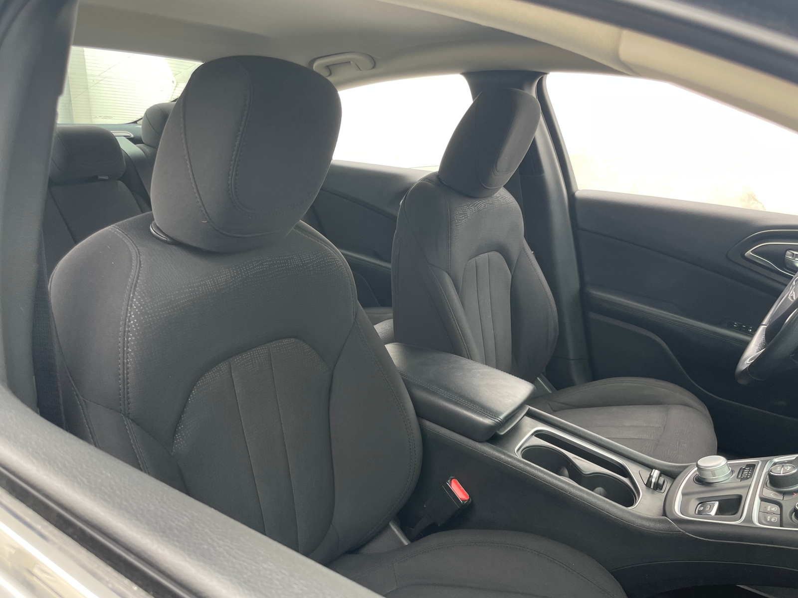 Thumbnail: 2015 Chrysler 200 - 2