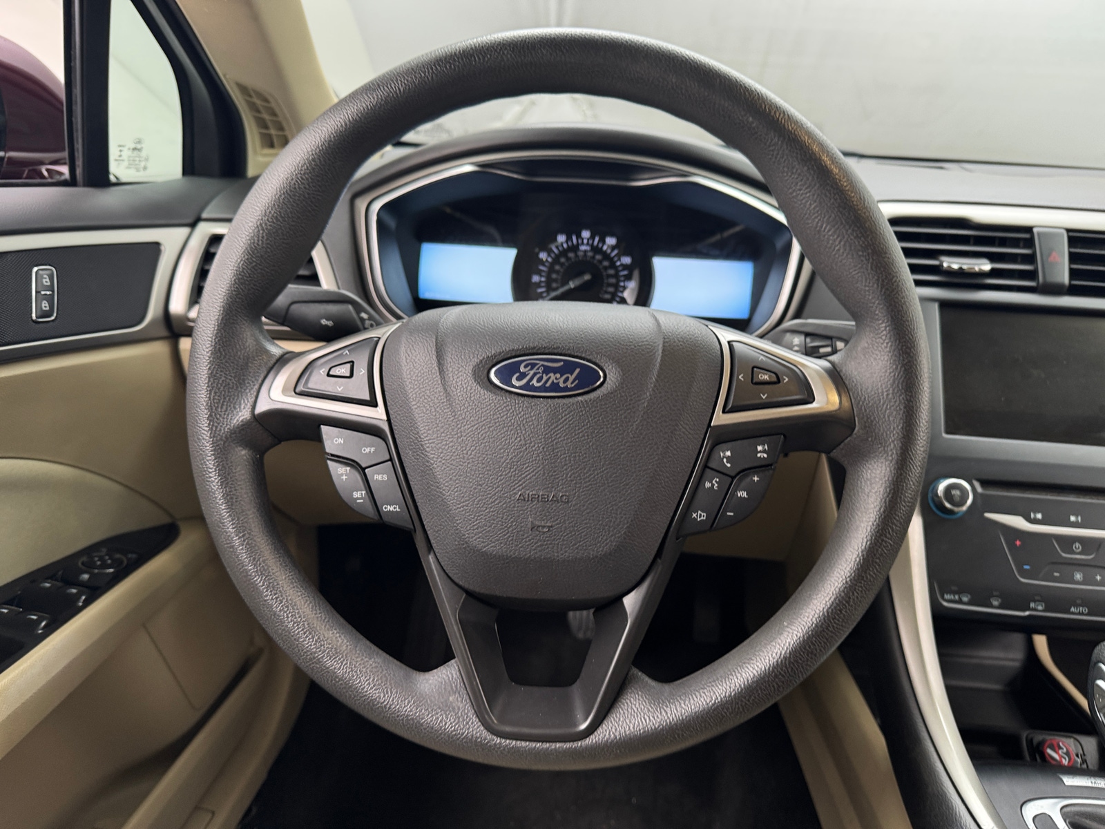 Thumbnail: 2013 Ford Fusion - 5