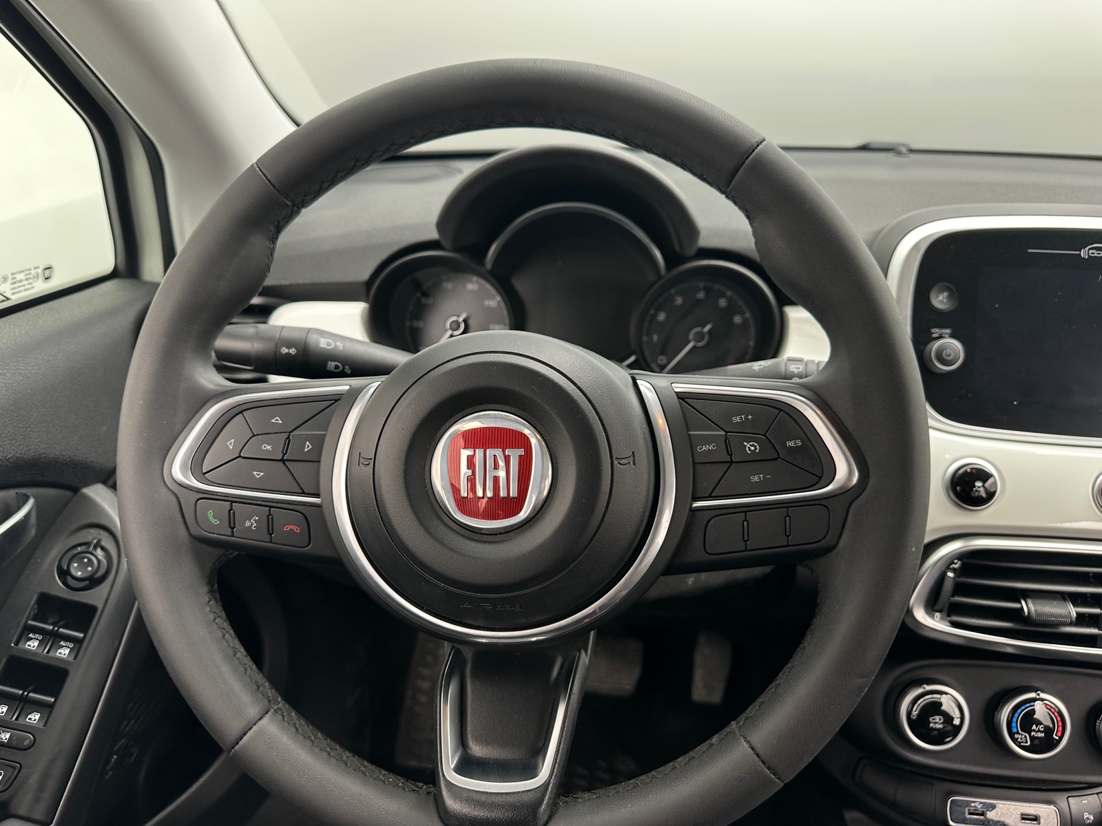 Thumbnail: 2020 Fiat 500X - 5
