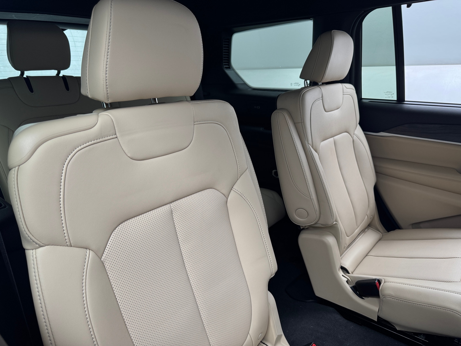 Thumbnail: 2025 Jeep Grand Cherokee L - 5