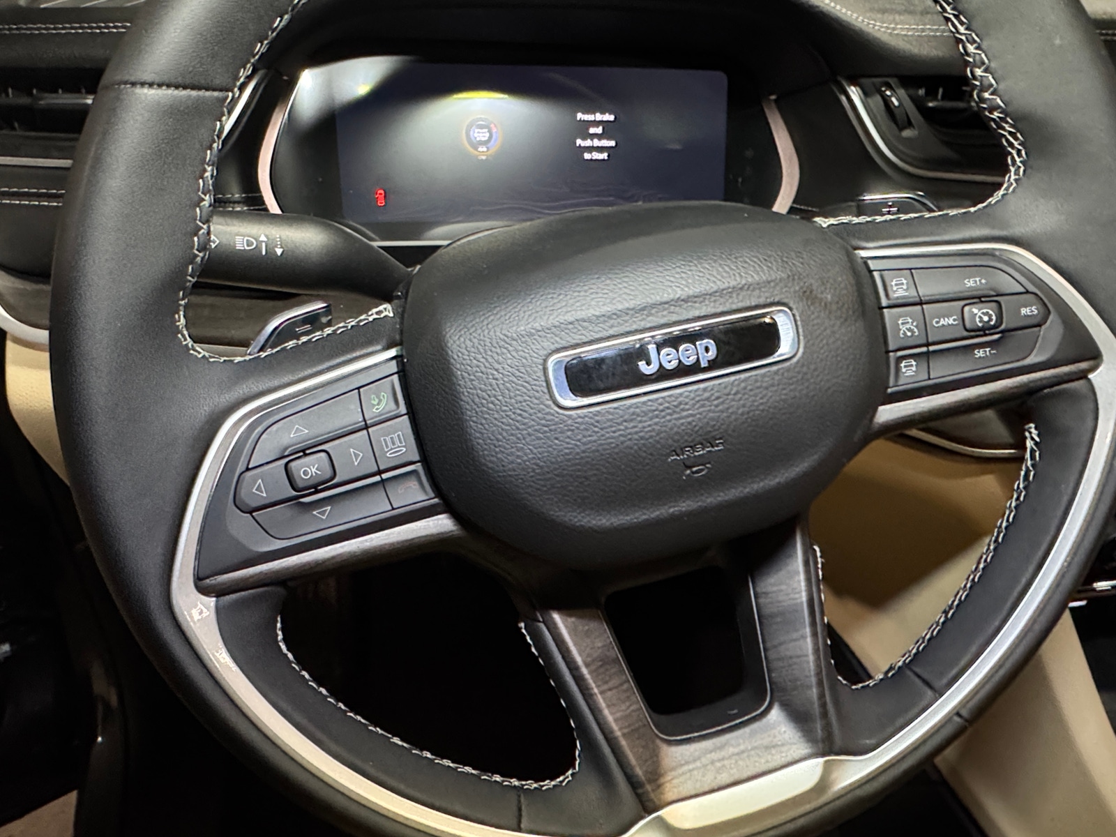 Thumbnail: 2025 Jeep Grand Cherokee L - 4