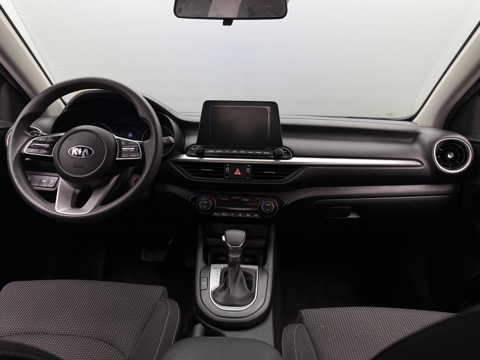 Thumbnail: 2019 Kia Forte - 3