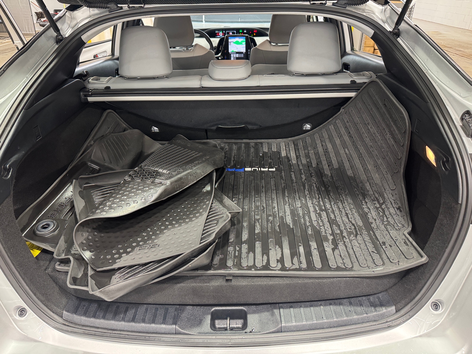 Thumbnail: 2022 Toyota Prius Prime - 7