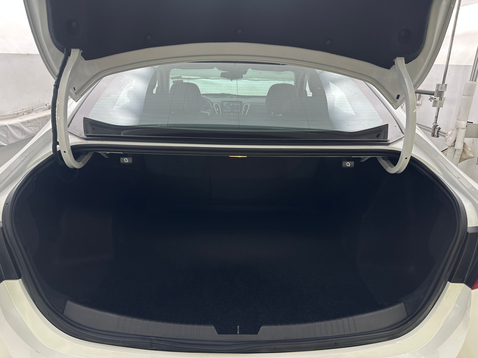 Thumbnail: 2025 Chevrolet Malibu - 7