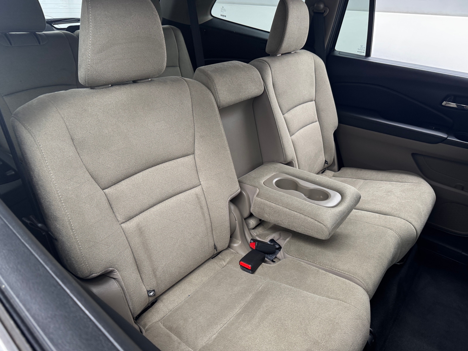 Thumbnail: 2019 Honda Pilot - 6