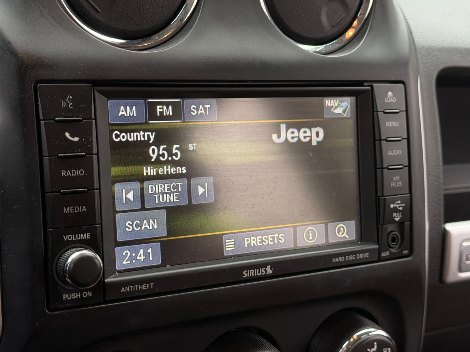 Thumbnail: 2017 Jeep Compass - 3