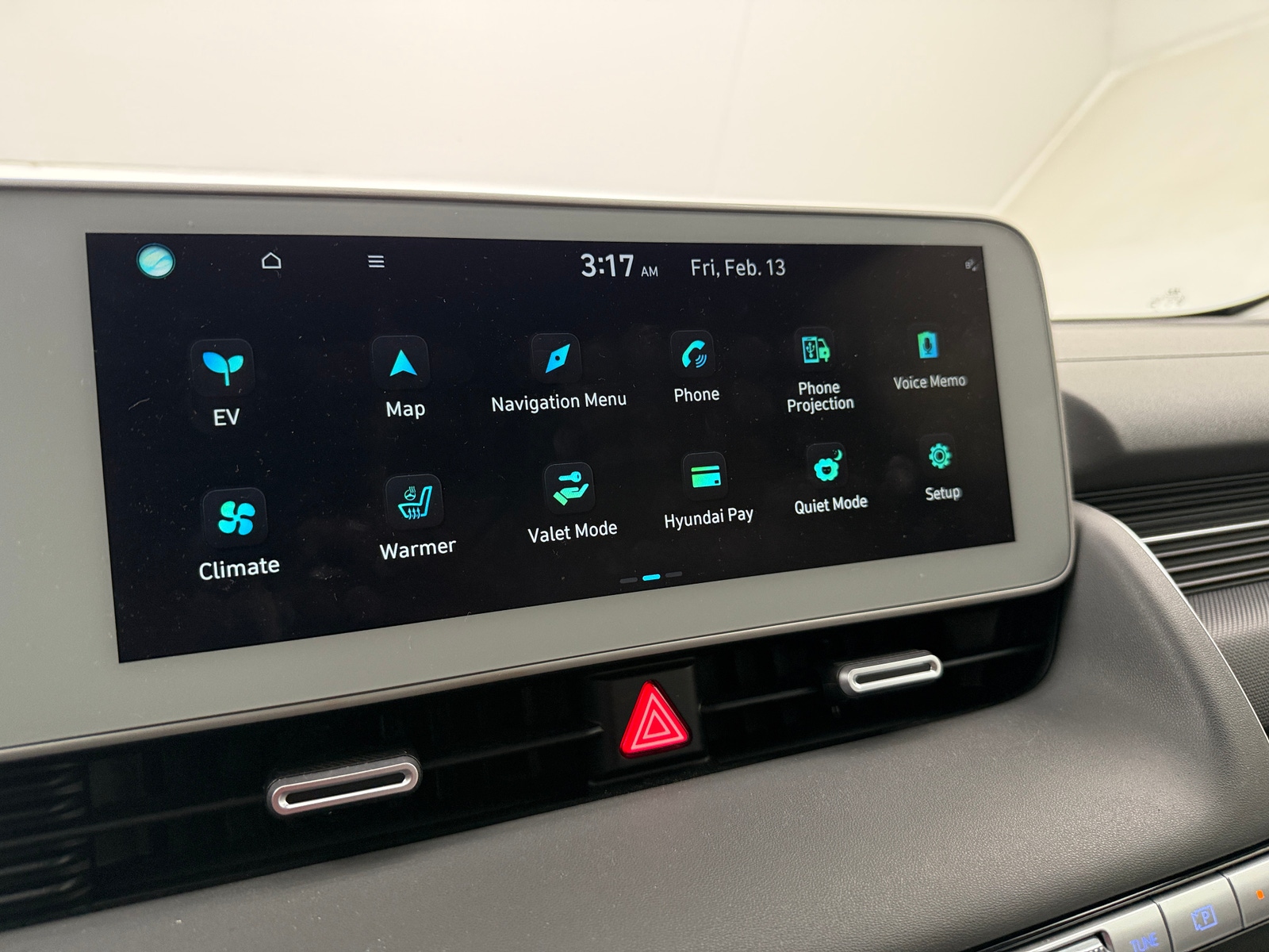 Thumbnail: 2023 Hyundai Ioniq 5 - 3