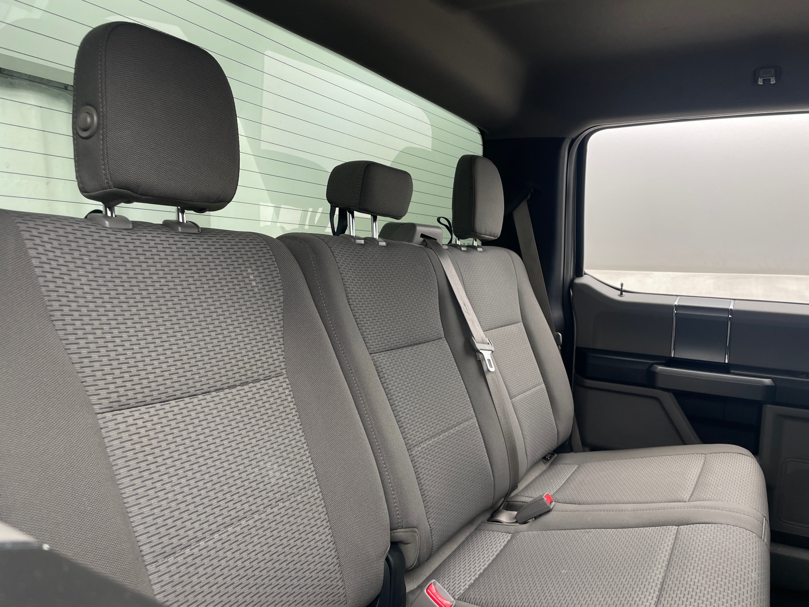 Thumbnail: 2017 Ford Econoline - 5