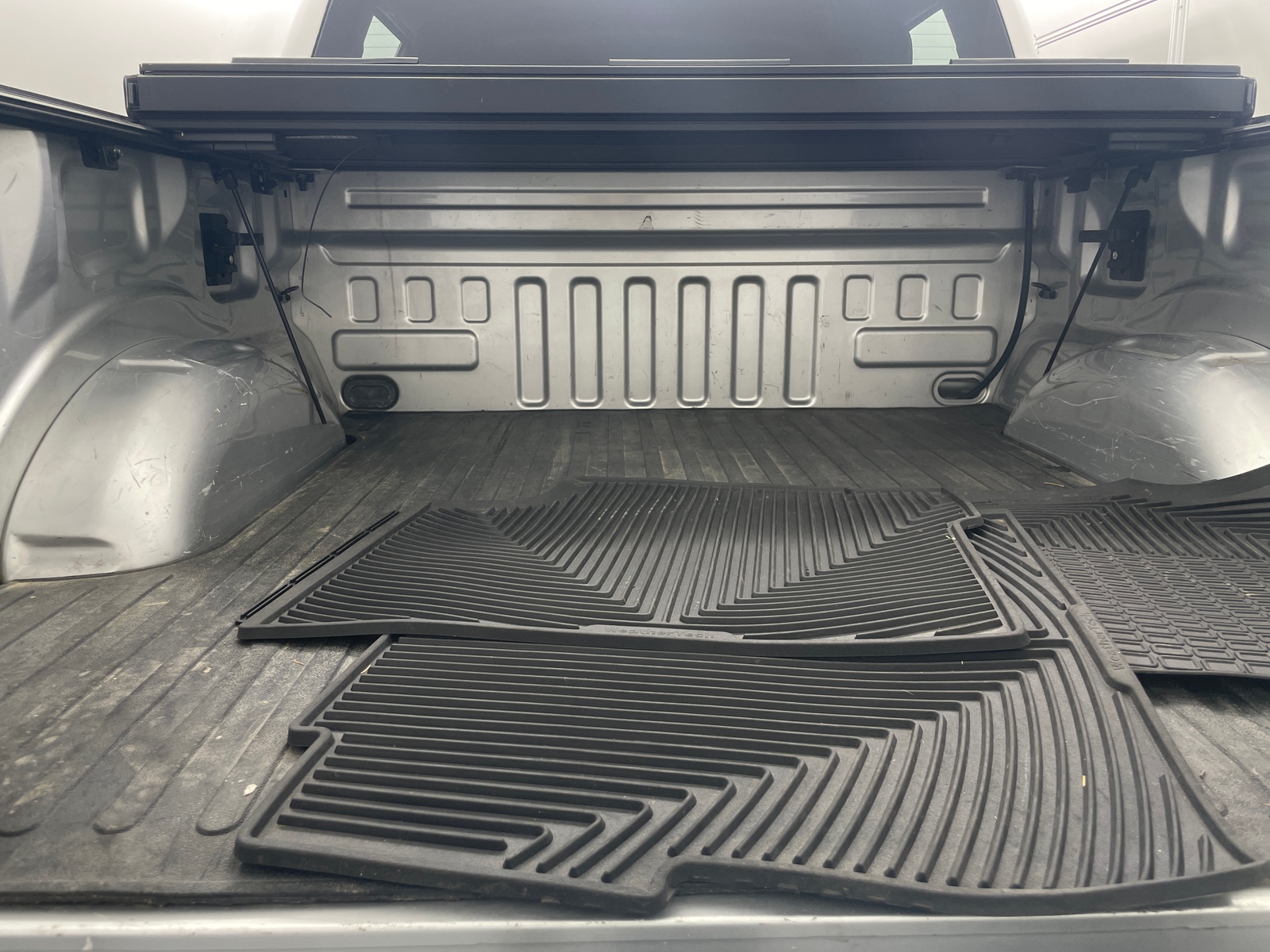 Thumbnail: 2017 Ford Econoline - 6