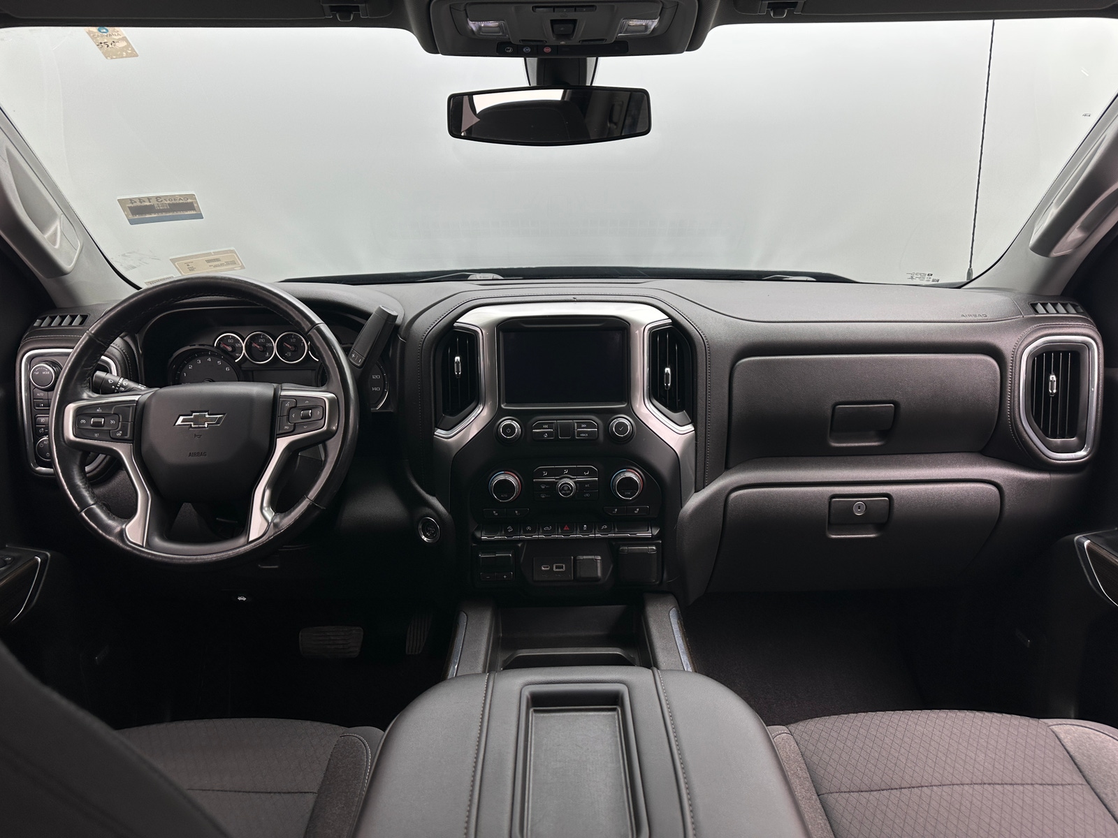 Thumbnail: 2020 Chevrolet Silverado 1500 - 3