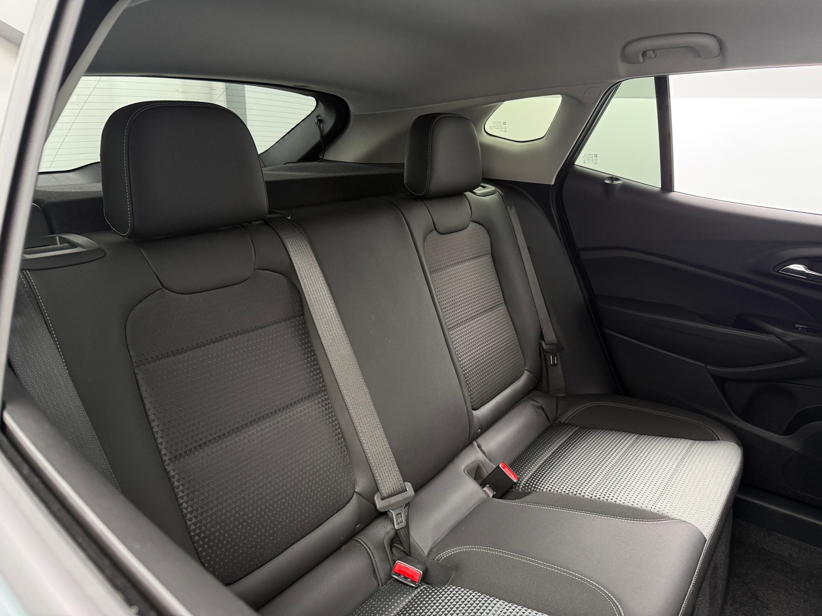 Thumbnail: 2025 Chevrolet Trax - 6