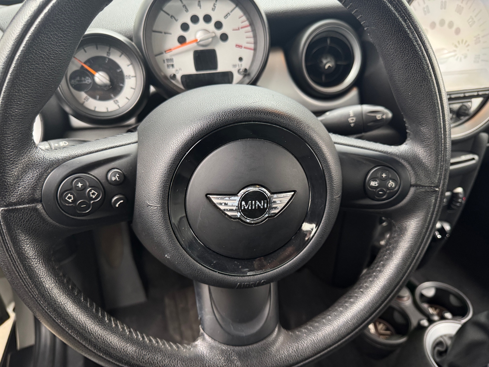 Thumbnail: 2013 MINI Cooper Convertible - 4