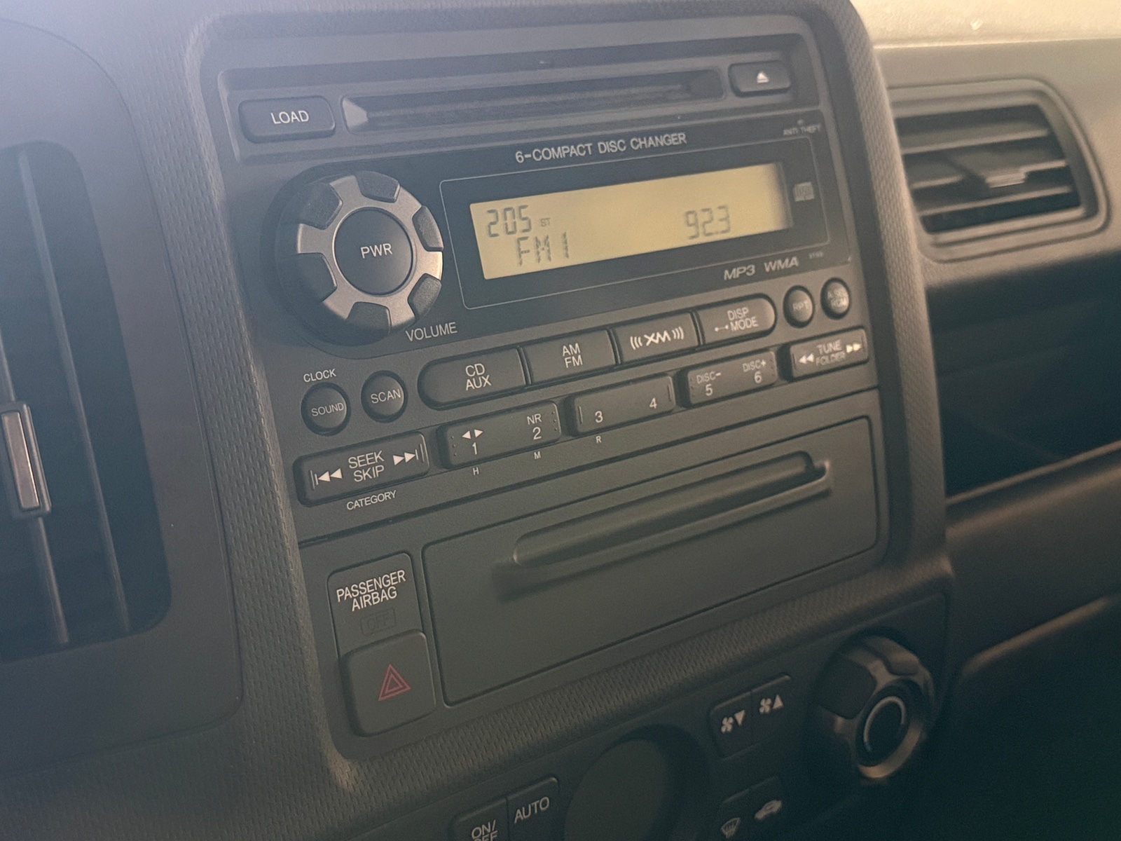 Thumbnail: 2014 Honda Ridgeline - 3