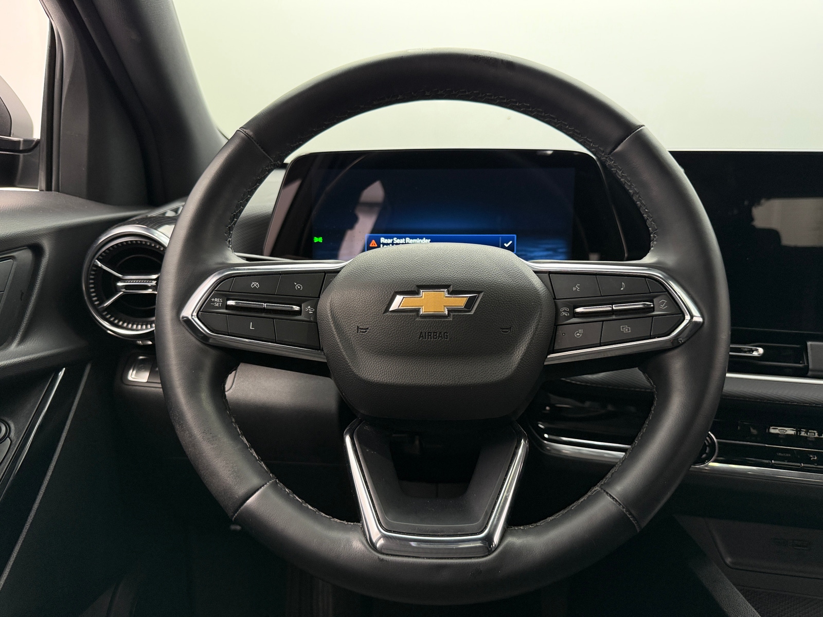 Thumbnail: 2025 Chevrolet Equinox - 5