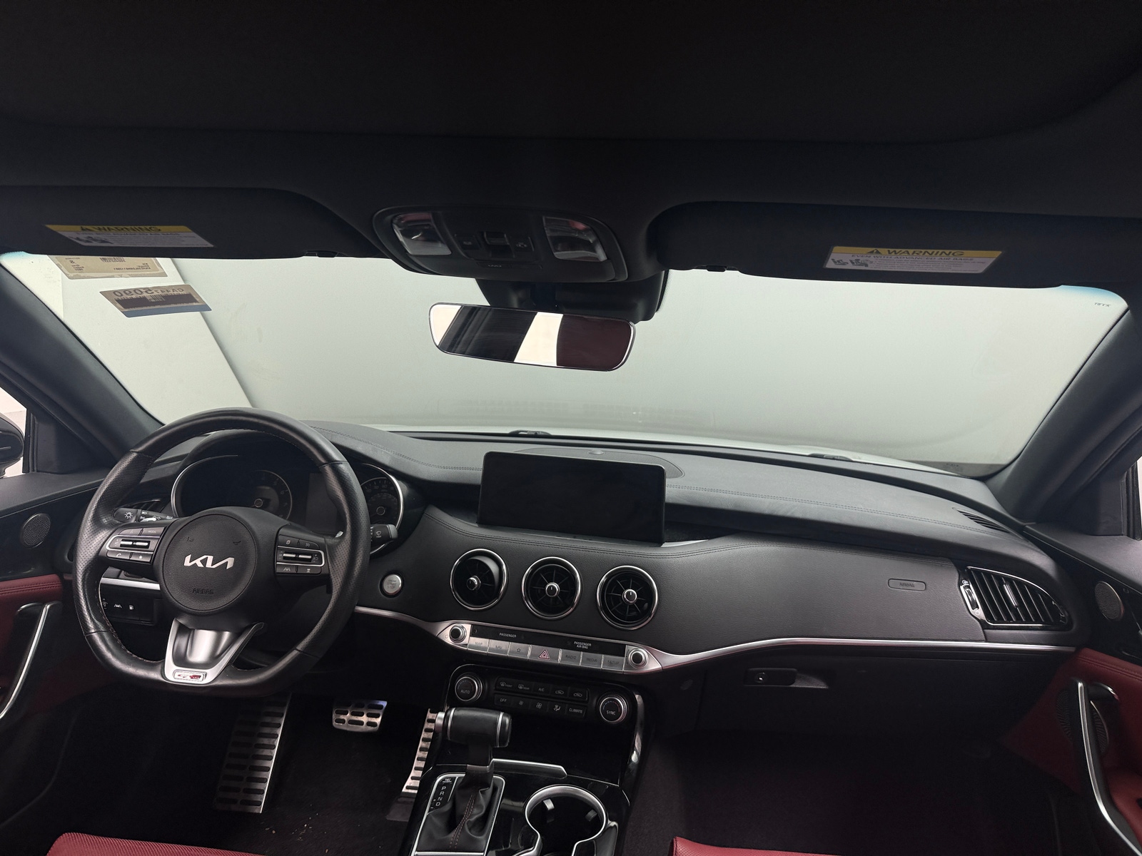 Thumbnail: 2022 Kia Stinger - 2