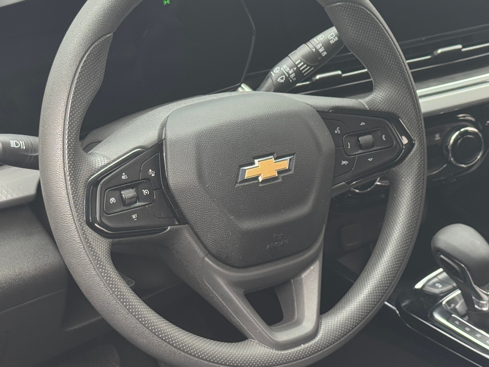 Thumbnail: 2025 Chevrolet Trax - 5