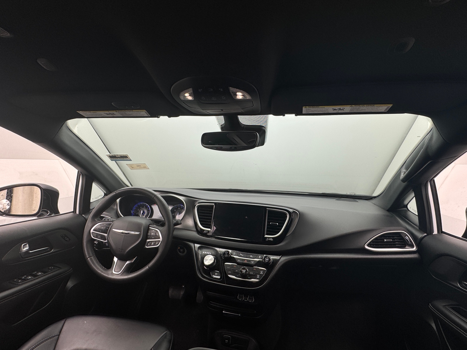 Thumbnail: 2025 Chrysler Pacifica - 2