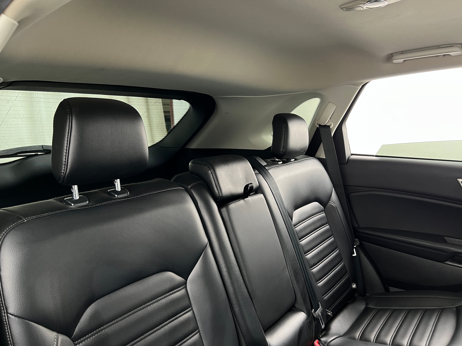 Thumbnail: 2022 Ford Edge - 5