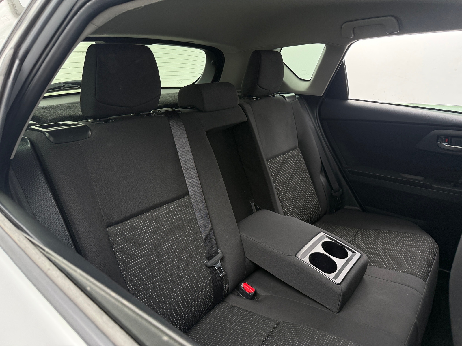 Thumbnail: 2017 Toyota Corolla iM - 6