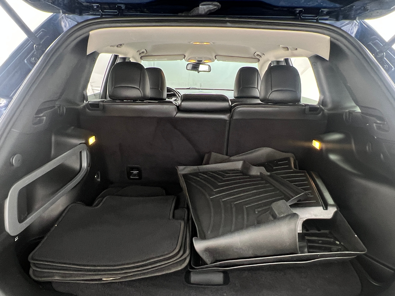 Thumbnail: 2018 Jeep Cherokee - 7