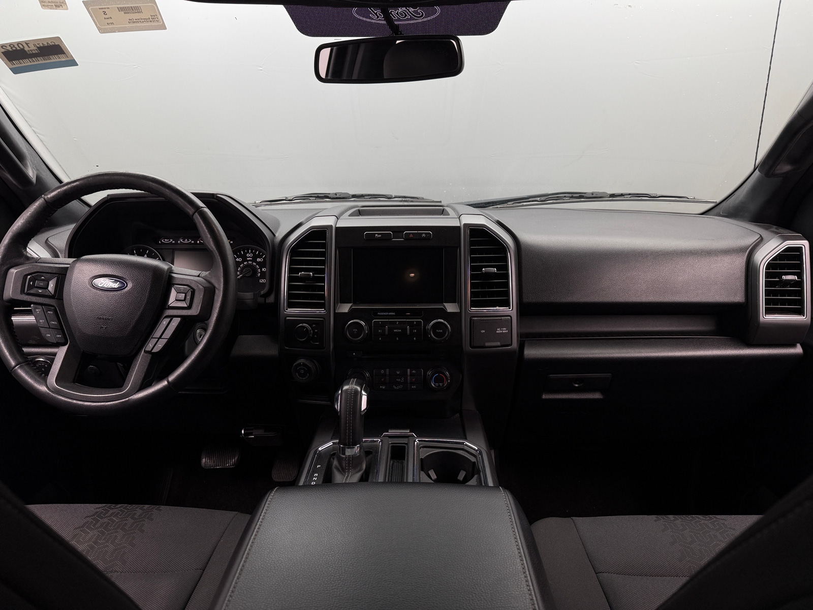 Thumbnail: 2018 Ford Econoline - 3