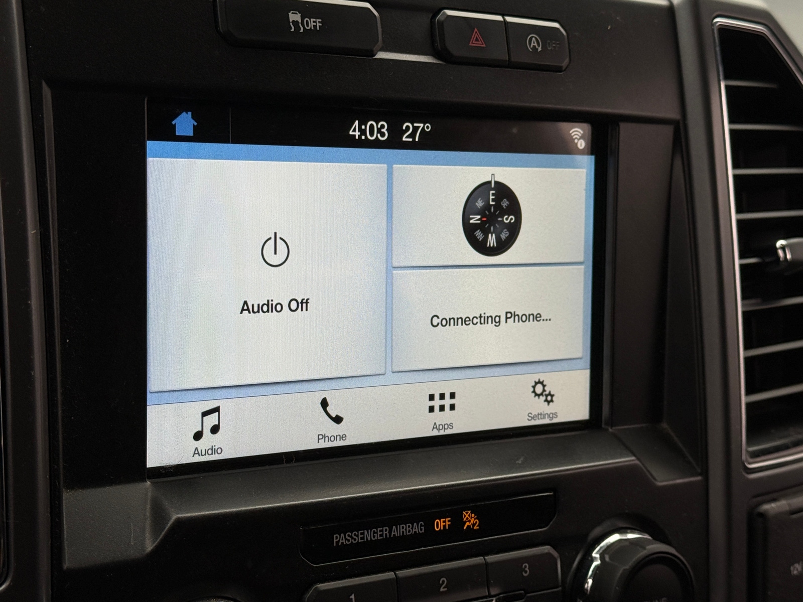 Thumbnail: 2018 Ford Econoline - 4