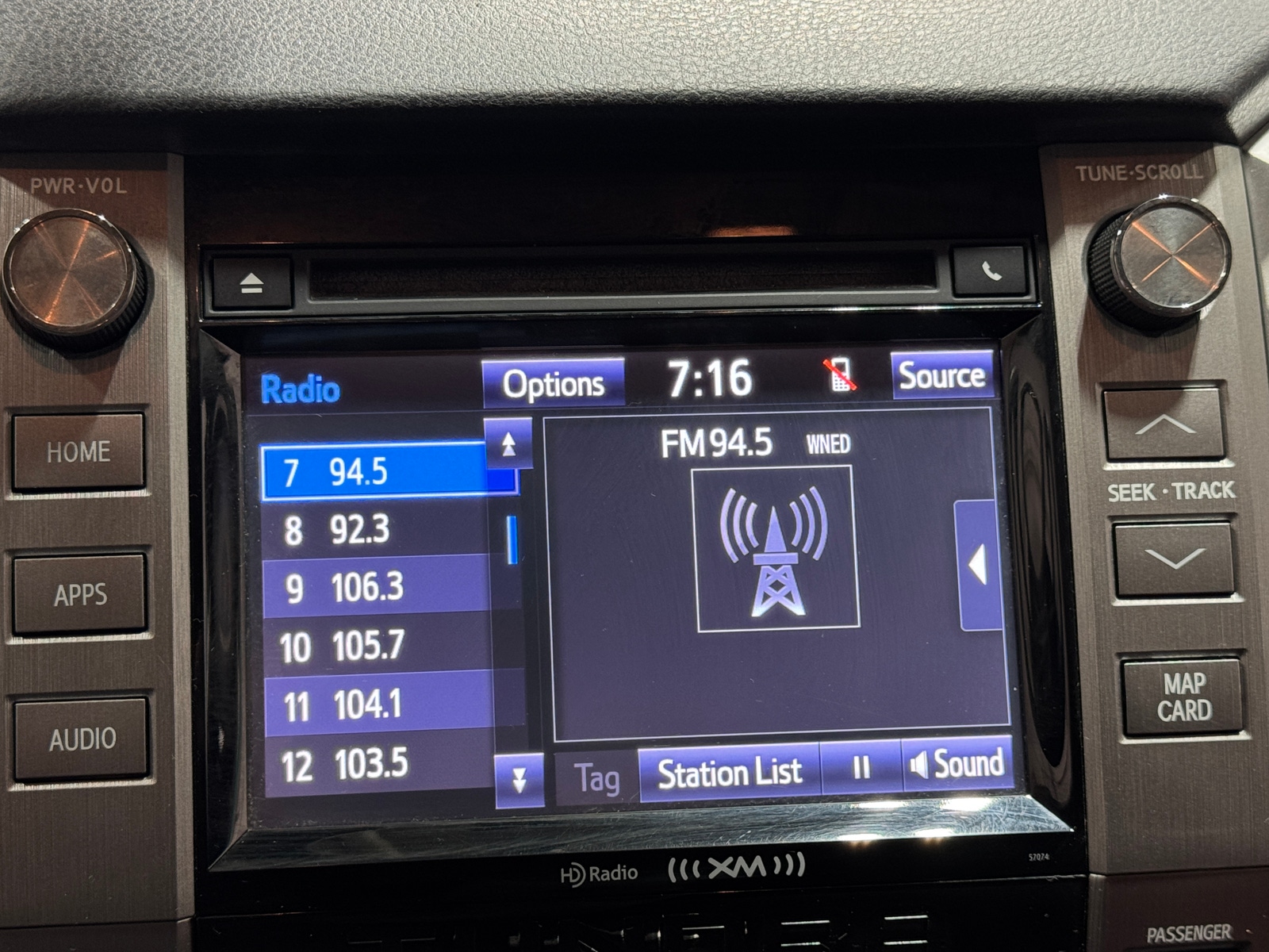 Thumbnail: 2015 Toyota Tundra - 4