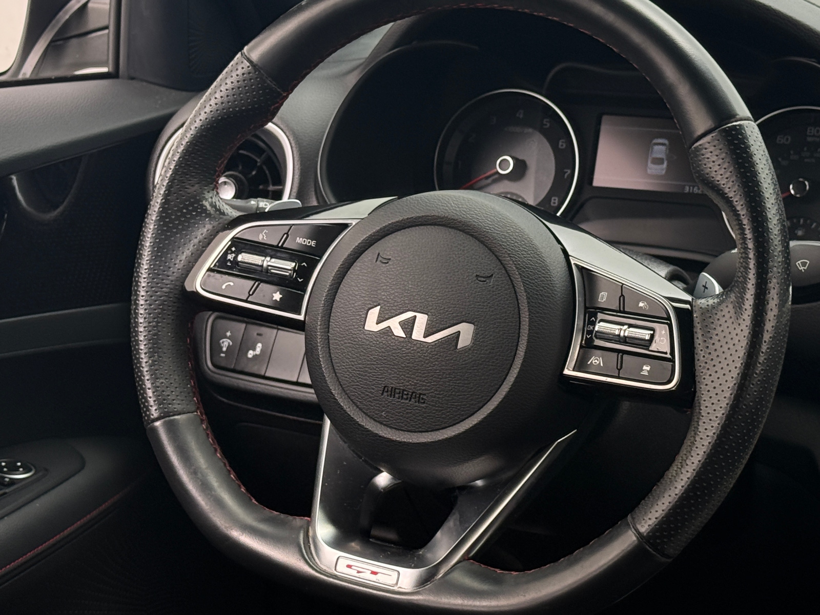 Thumbnail: 2023 Kia Forte - 5