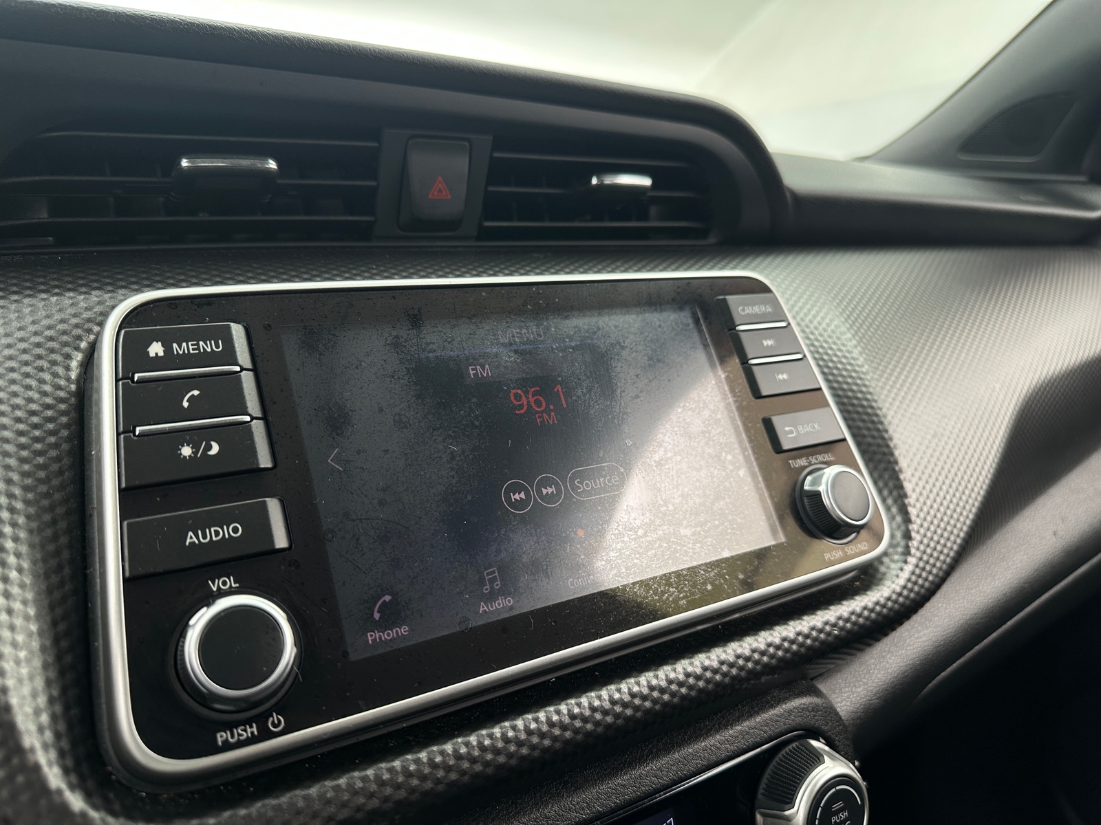 Thumbnail: 2019 Nissan Kicks - 4