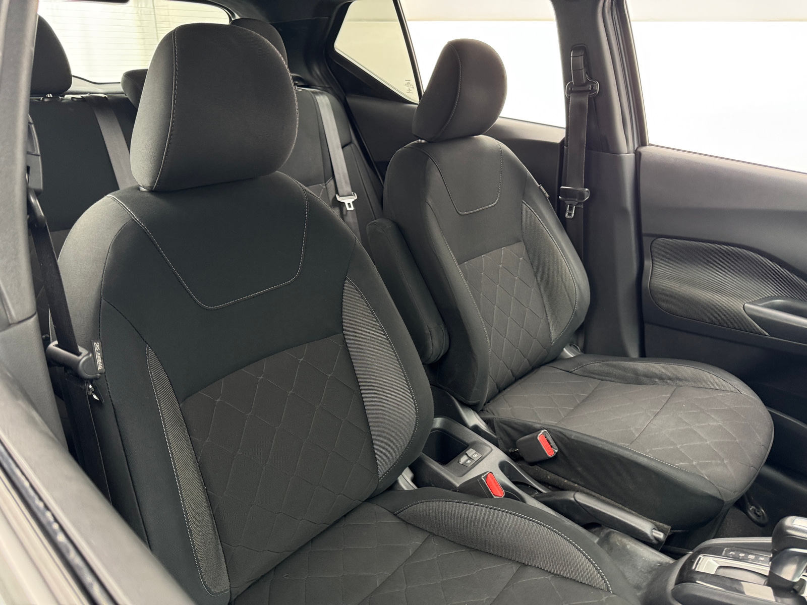 Thumbnail: 2020 Nissan Kicks - 2